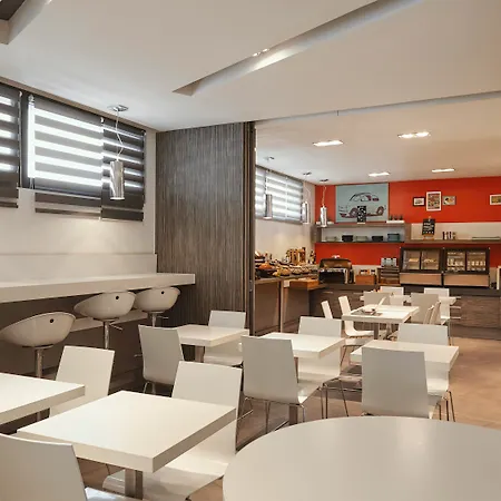 Apartahotel Adagio Vieux Port