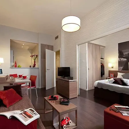 Apartahotel Adagio Vieux Port Marsella