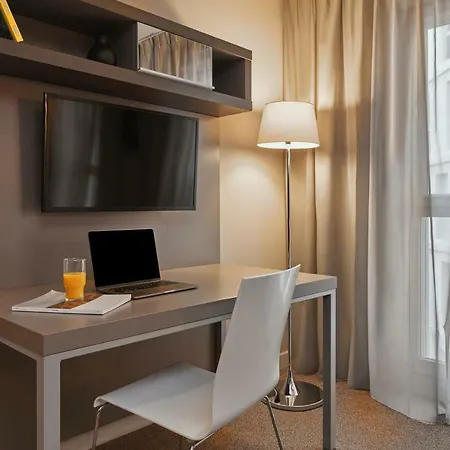 Apartahotel Adagio Vieux Port